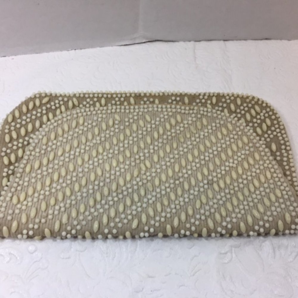Vintage Le Jule Hong Kong Beaded Ivory Flap Over Pouch 7.5x4.5